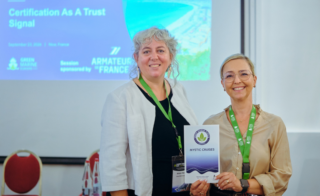 Marisa Costa recibe el certificado Green Marine Europe de Mystic Cruises en Green Shipping Day 2026